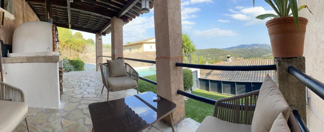 Charmant Rez De Villa En Provence Le Tignet Exterior foto